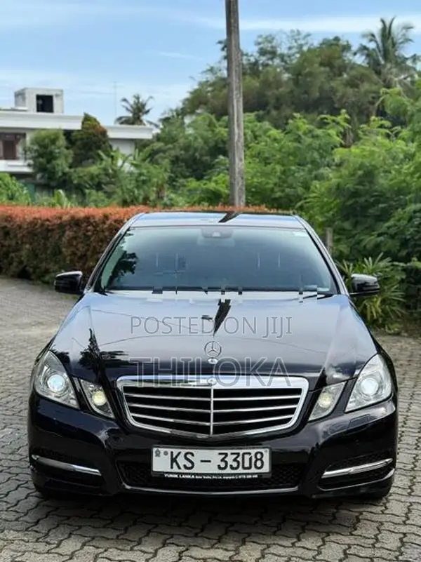 Mercedes Benz E200 2011