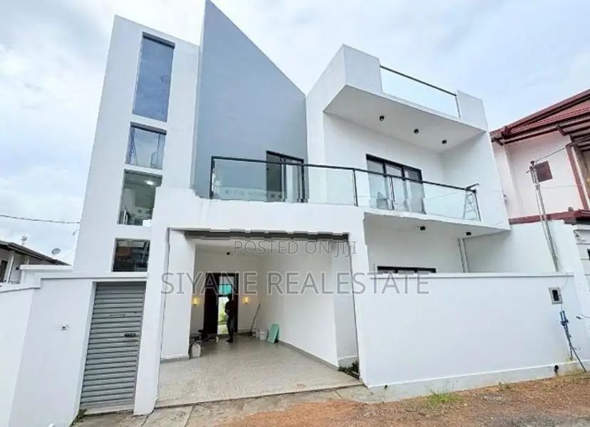 Modern Luxury House for Sale Athurugiriya