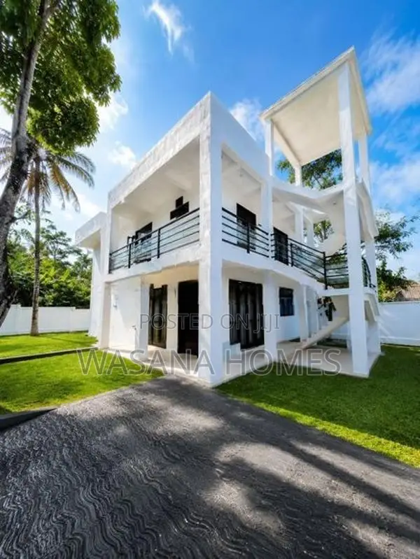 Stylish House for sale Piliyandala