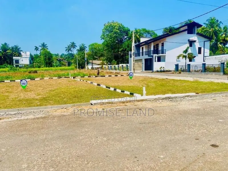 Prime Residential Land for Sale | Athurugiriya