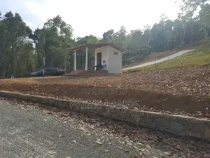 Land for Sale in Neludeniya