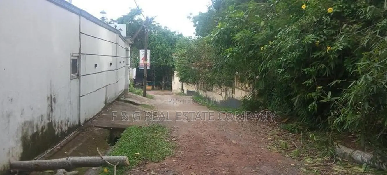 Land for Sale රයිගම
