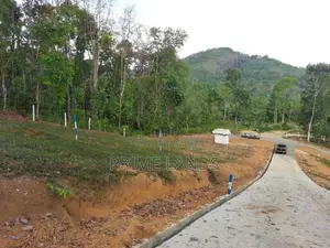 Land for Sale in Neludeniya