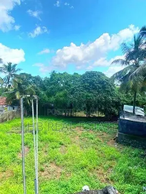 27 Perches Residential Bare Land For Sale In Nugegoda