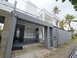 Architecture Designed Luxury Three Storey House Homagama