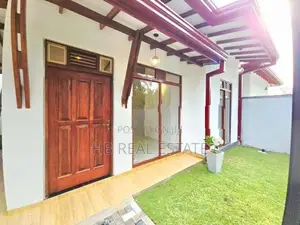 04 - Bed Rooms Single Storey House For Sale Pitipana