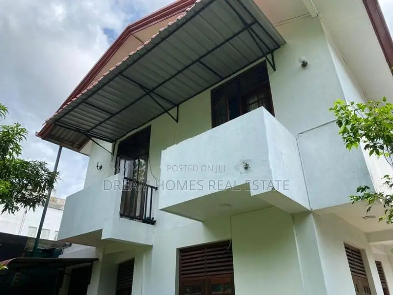 Well-Maintained House for Sale – Kottawa