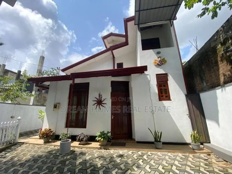 Well-Maintained House for Sale – Kottawa