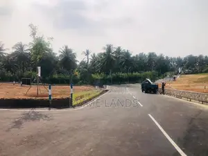 නේවාසික බිම්කොටස් විකිනීමට