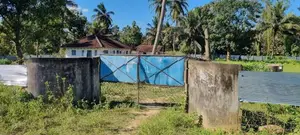 Land for Sale with House at Ilupadichenai