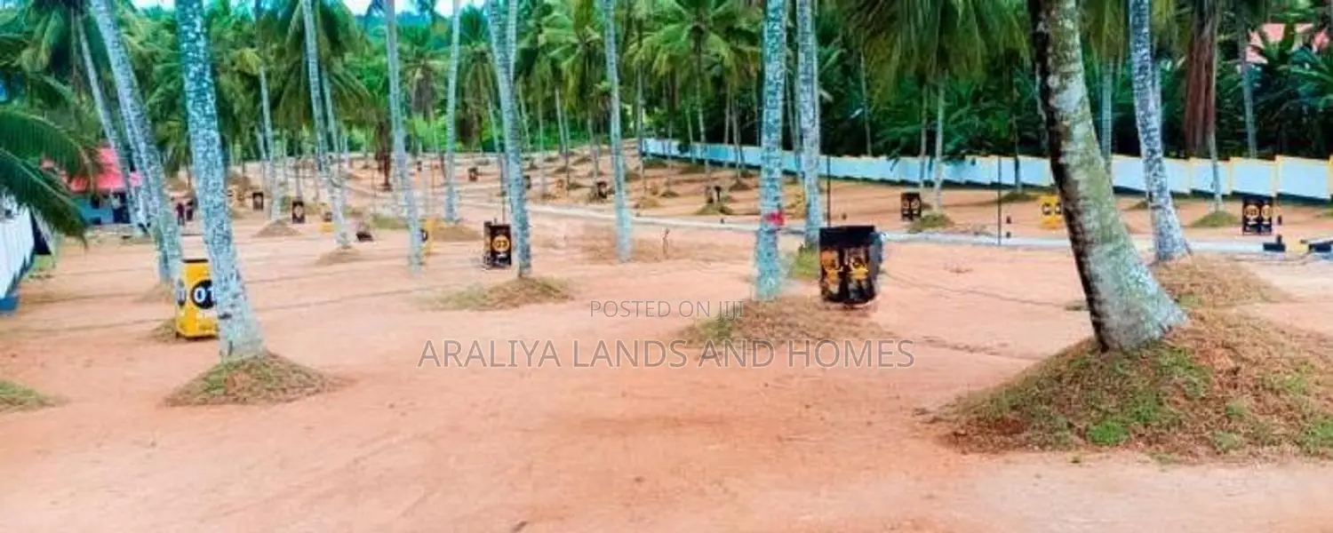 280 Main Bus Road Facing Land for Sale in Homagama Kiriwaththuduwa