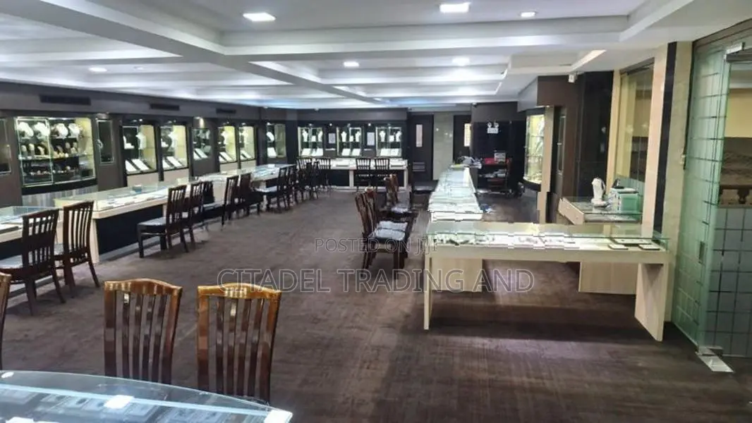 3 Storey Building for Rent in Kandy - Cc900