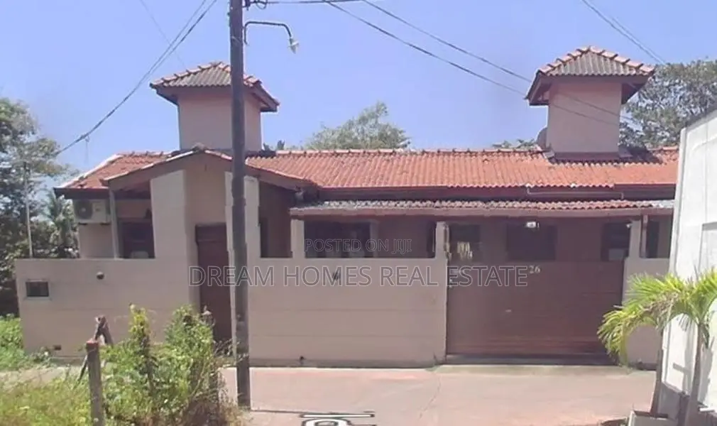 Serene Single-Storey Villa Lake View – Werahera, Boralesgamuwa