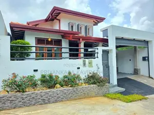 උසස්ම ප්‍රමිතියෙන් ඉදි කල අලංකාර අලුත්ම නිවස විකිනීමට - කහතුඩුව