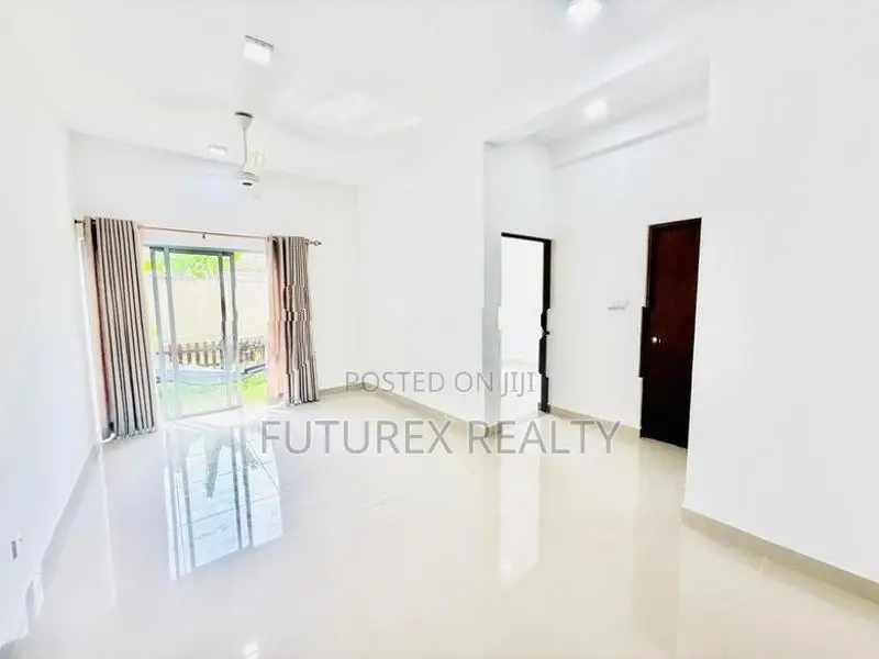 PRIVATE GARDEN 2 BR CANTEBURY APARTMENT FOR SALE IN PILIYANDALA