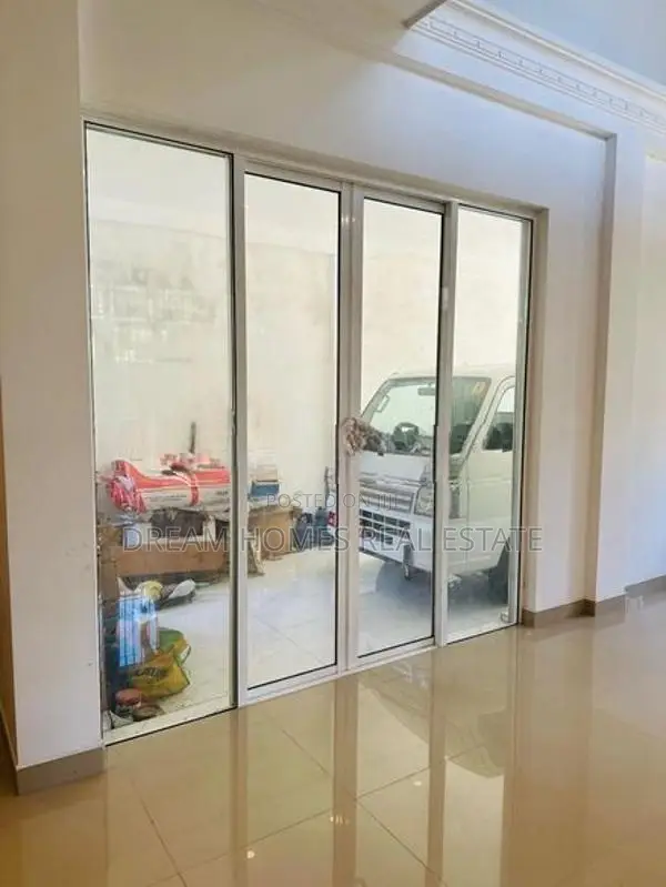 Spacious Two-Storey House for Sale – Mirigama