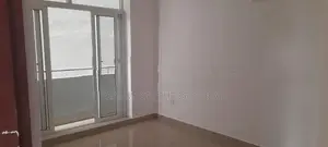 SUPERIOR HOMES : 4BR (2010 SQFT) UNFURNISHED APT FOR SALE IN COLOMBO 5