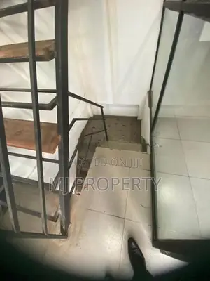 (GC-1069) Valuable Commercial Shop Space Rent in Godagama