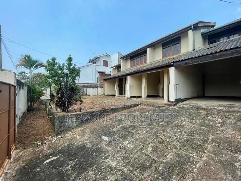 Land for Sale in Kotte Rajamahavihara Road
