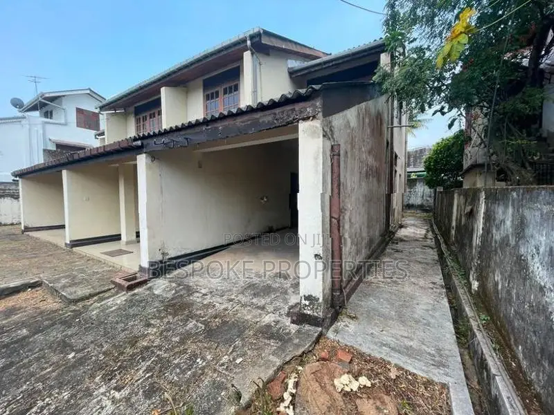 Land for Sale in Kotte Rajamahavihara Road