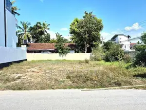 11.80 P Residential Bare Land for Sale Boralesgamuwa