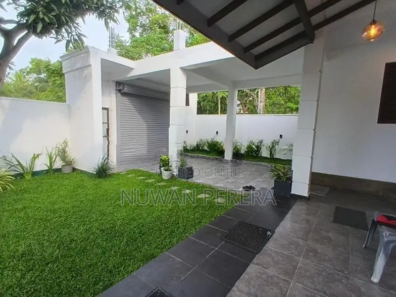 Piliyandala Dampe from bricks made ground floor complete house sale .