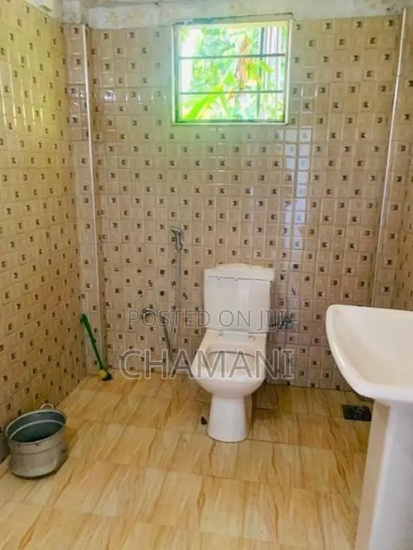 නවාතැන් පහසුකම් නාවල කොස්වත්ත Rent