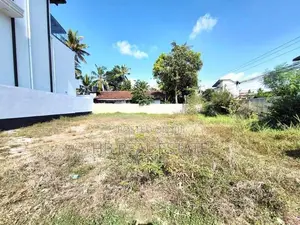 11.80 P Residential Bare Land for Sale Boralesgamuwa