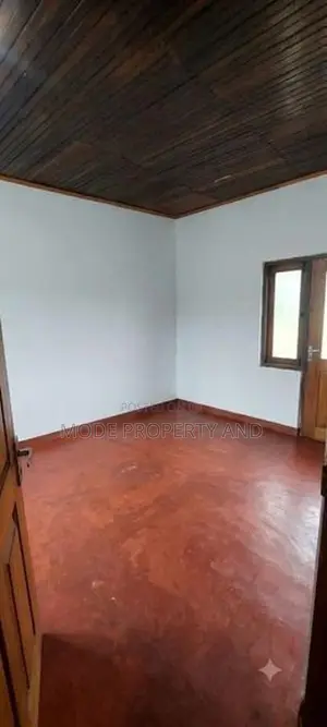 house for sale in Mountlavaniya