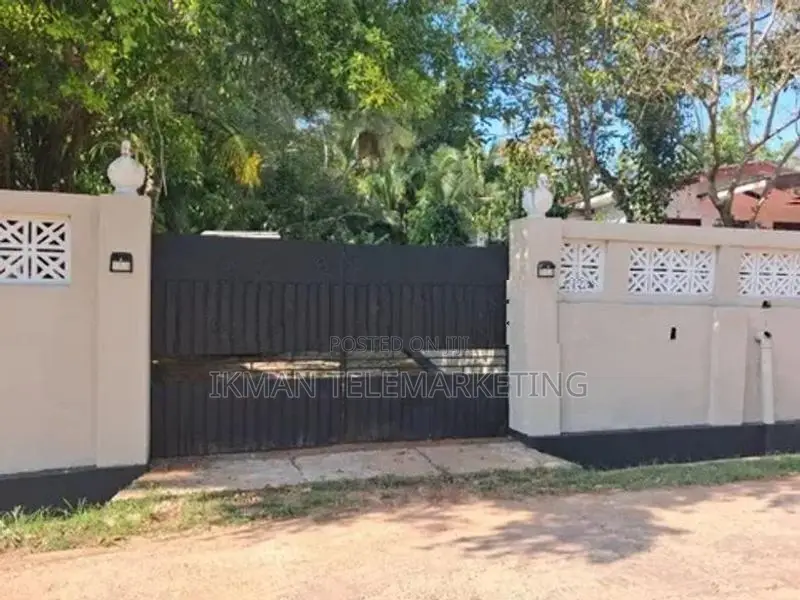 Land with House for Sale in Maggona