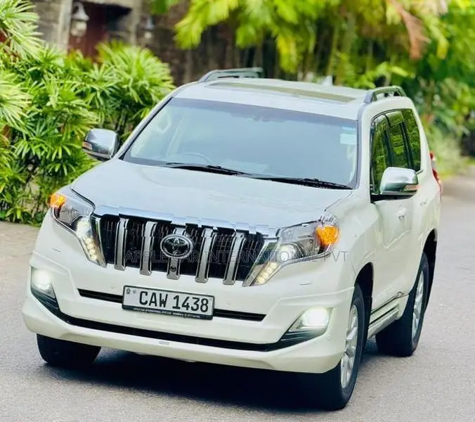 Toyota Land Cruiser Prado TZG Premium TRJ151 2017