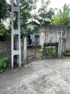 Land with House for Sale in Kandana