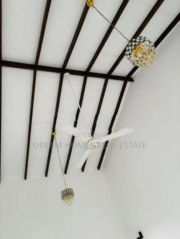 Spacious Modern House for Sale on Galwarusa Road, Athurugiriya