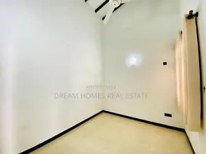 Modern House with CCTV Remote Gate – Athurugiriya