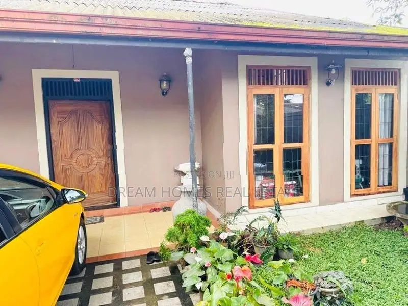 Well-Maintained House for Sale at Mihindu Mawatha, Malabe