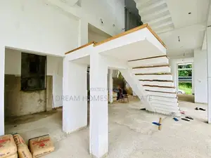Brand New Luxury House in Athurugiriya Gated Community