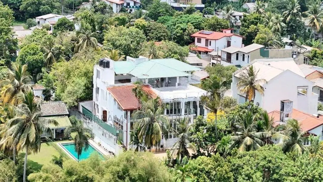 Grand Luxury House for Sale in Malabe