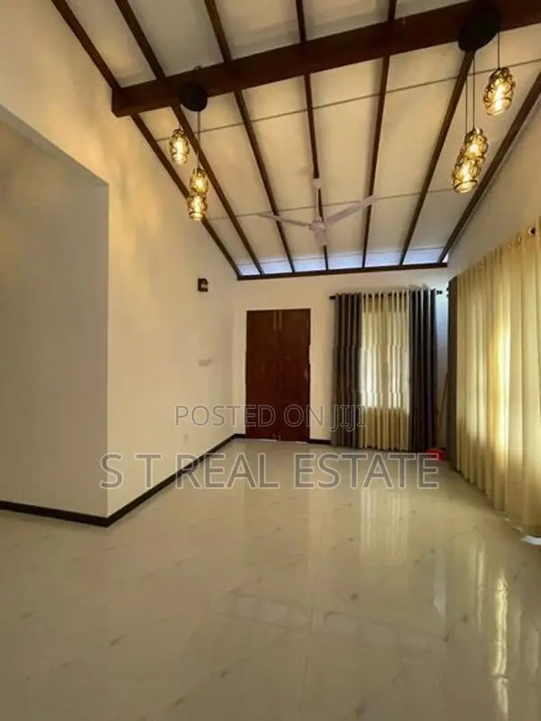 Newly Build Single Story House For Sale In Kiriwaththuduwa