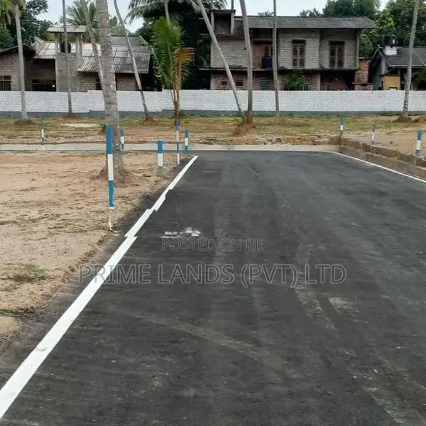 Land For Sale Veyangoda