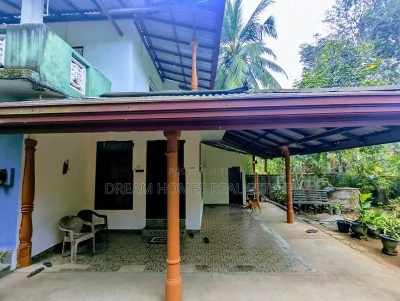 Spacious Two-Storey House for Sale in Humbutiyawa, Nittambuwa