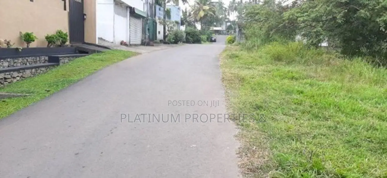 11.8 Perch Highly Residential Land For Sale Kottawa Horahena - New Cit