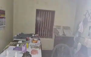 Minuwangoda land with house For Sale (NK11316)