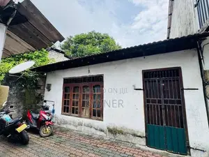 House for Sale in Grandpass Colombo 14