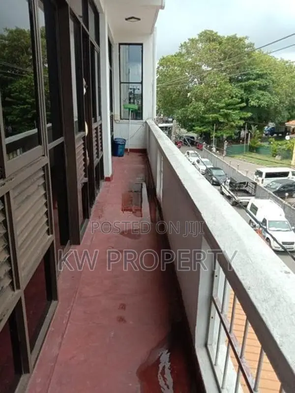 4 Story Building for Sale in Ratmalana