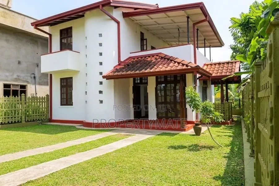 House for sale in Horana Poruwadanda