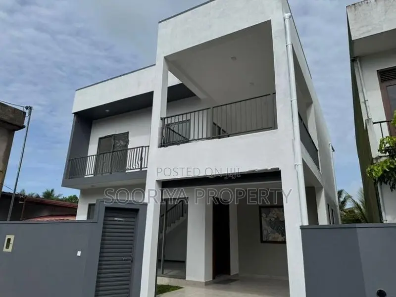 Brand New 2 Story House for Sale in Piliyandala
