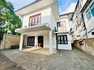 Valuable Residential House for Sale in Baththaramulla
