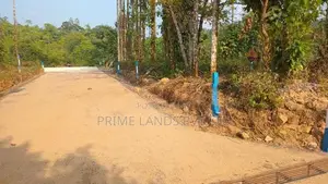 නාවලපිටිය නගරයෙන් ඉඩමක් විකිණීමට