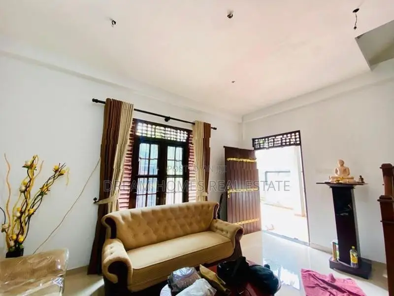 Spacious Two-Storey House for Sale in Malabe