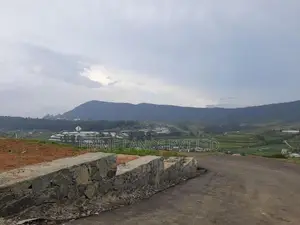 නුවරඑළිය නගරයෙන් ඉඩමක් විකිණීමට